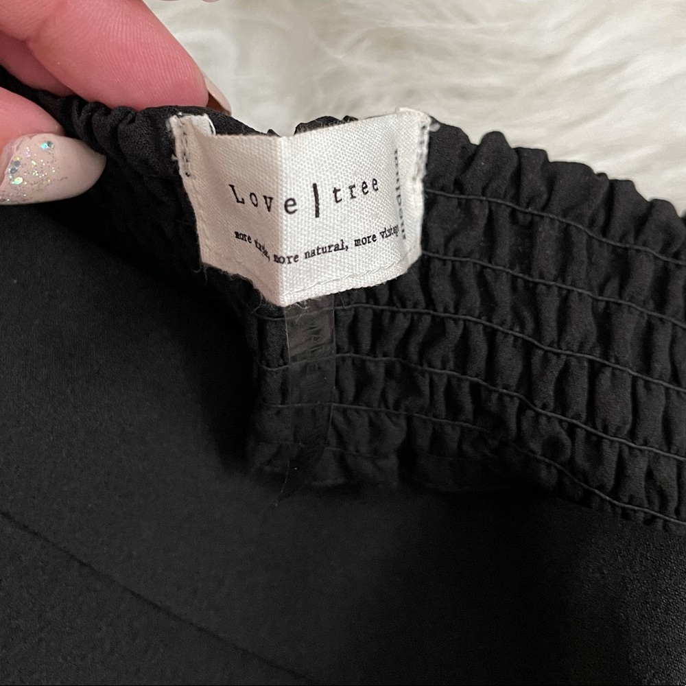 BLACK JUMPSUIT SIZE MED NWOT - Picture 2 of 3